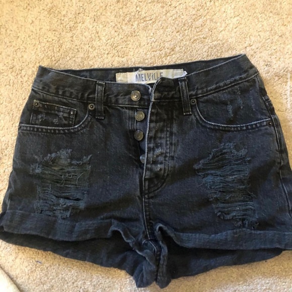 Brandy Melville Pants - Brandy Melville shorts